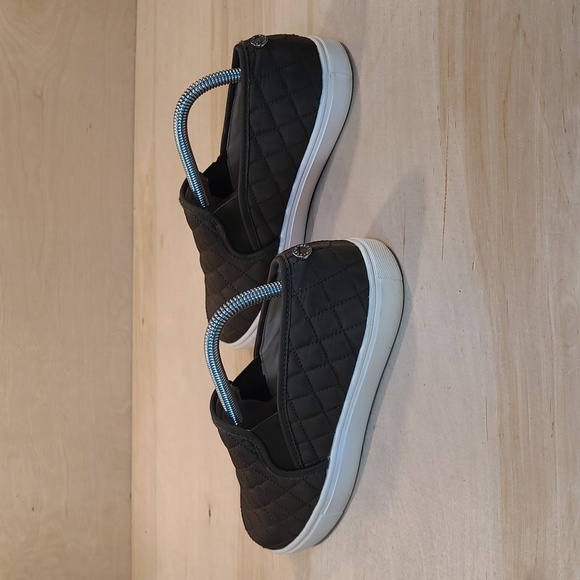 Steve Madden ECNTRCQT Womens Olive Slip On Sneakers - Picture 5 of 10